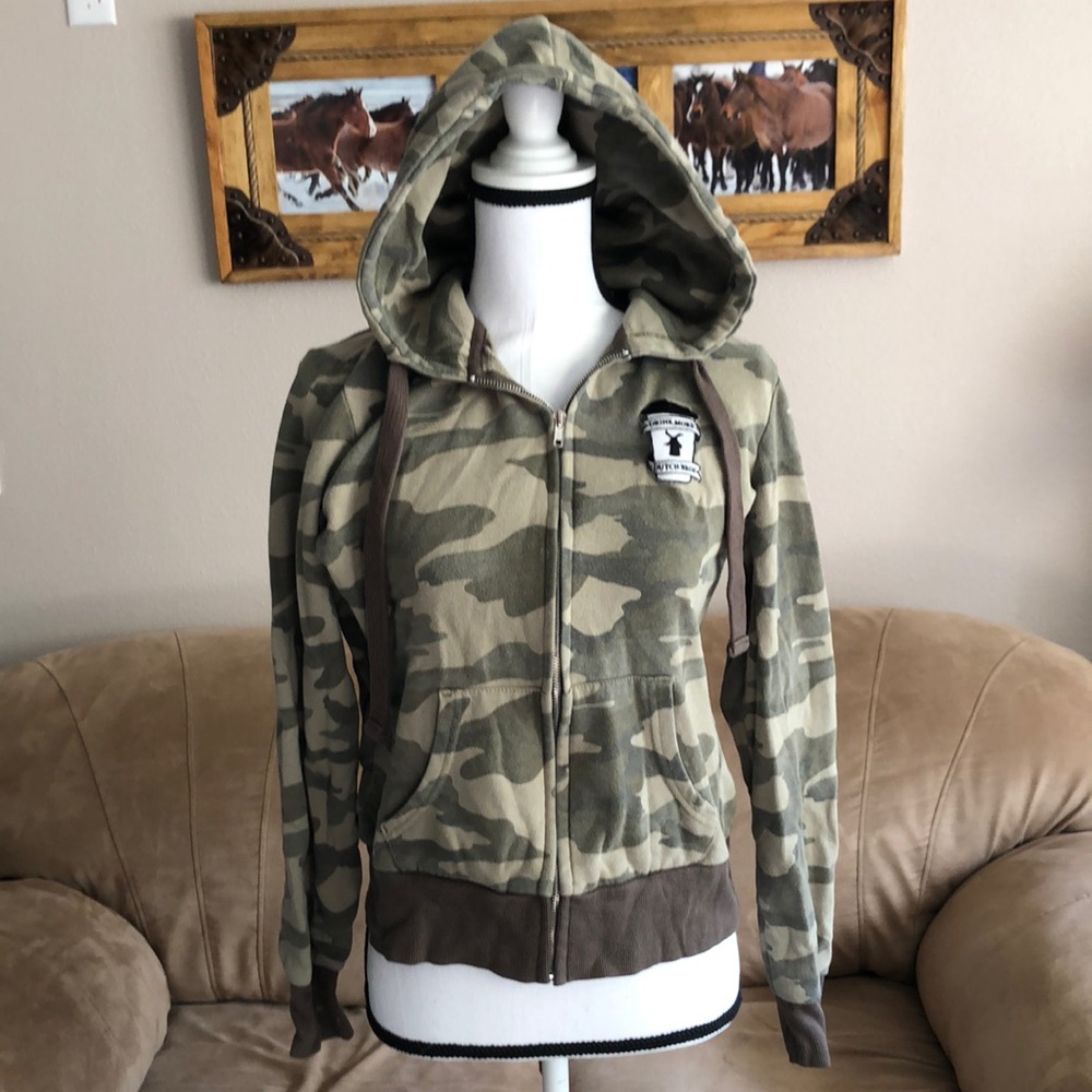 Women’s Dutch Bros Camo Zip Up